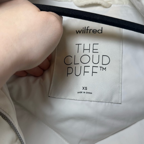 Aritzia Wilfred Cloud Puff - Picture 3 of 6